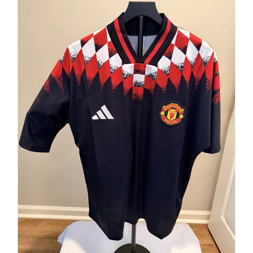 Adidas Men's Manchester United 2026 Alternate Jersey Size Large NWT